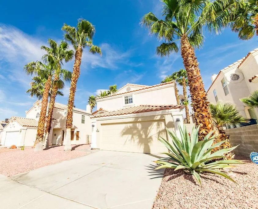 Gorgeous Home Away From Home 3 Bed 3 Bath W/ Pool Las Vegas 0*,